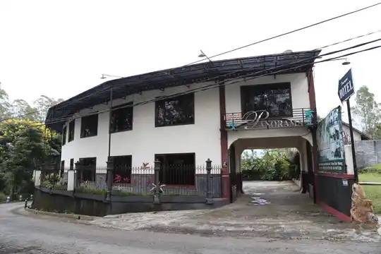 Hotel Panorama Wisata Air Terjun Coban Rondo