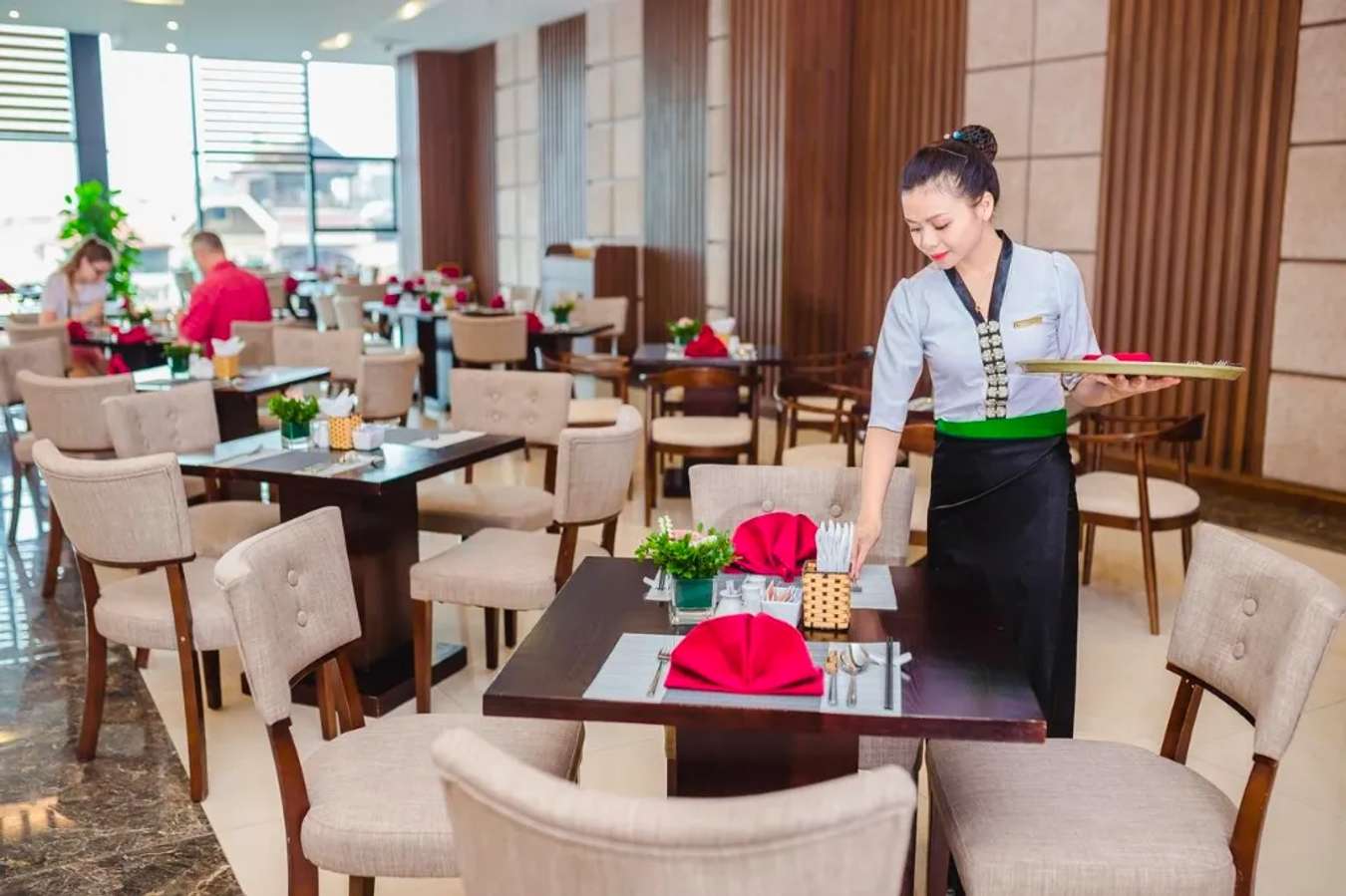 Chùa Đại Bi Bắc Ninh: Khám phá nét đẹp kiến trúc cổ kính cùng Traveloka