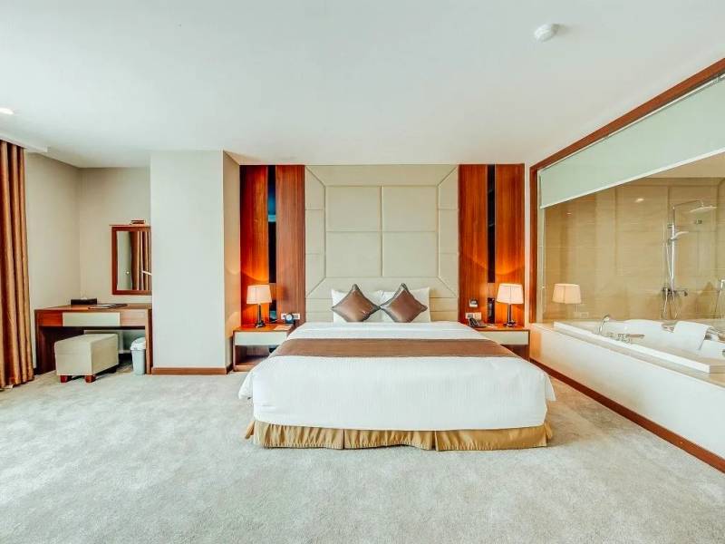 Không gian phòng nghỉ cực kỳ rộng rãi và sang trọng tại Mường Thanh Luxury Bắc Ninh 