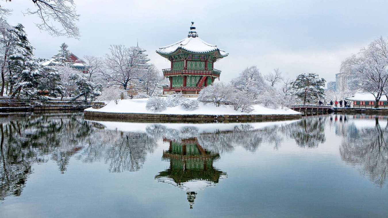 Cung điện Gyeongbokgung vào mùa đông