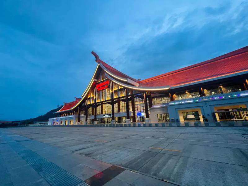 Nhà ga tàu cao tốc tại cố đô Luang Prabang