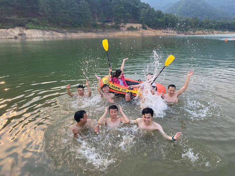 Leo núi Hàm Lợn