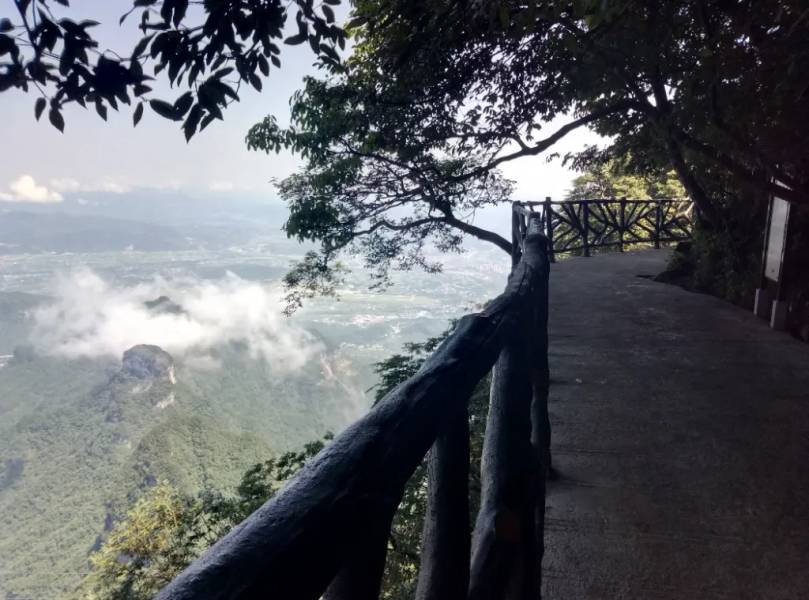 Hành lang Cao Không Vân