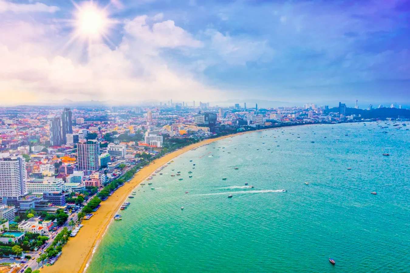 Bãi biển Pattaya - lựa chọn hàng đầu của khách quốc tế!