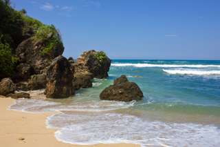 Best Beaches Around Kuta, Bali, Mas Bellboy