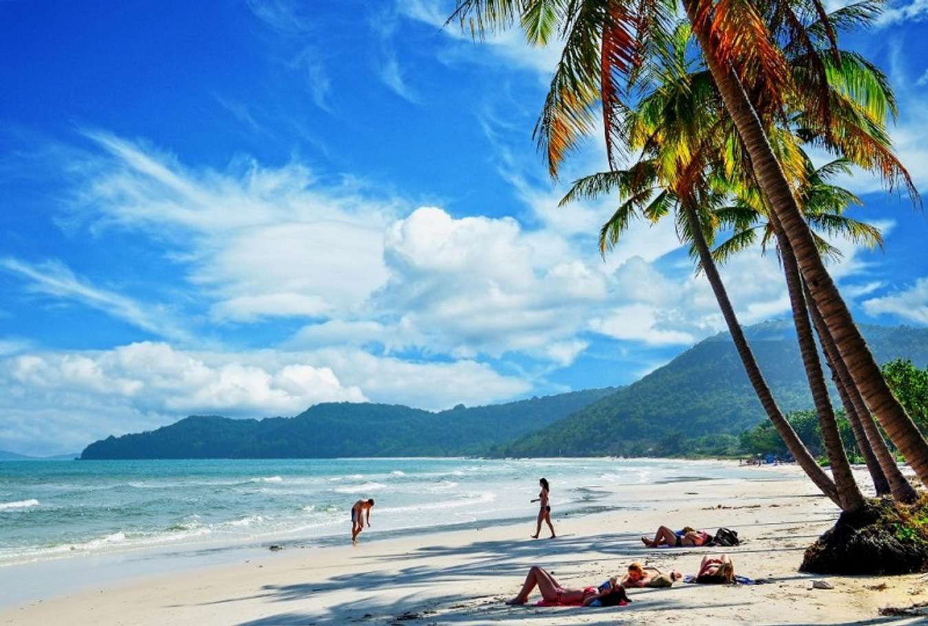 Bãi Khem Phú Quốc: Review và kinh nghiệm tham quan bãi biển đẹp nhất Phú  Quốc