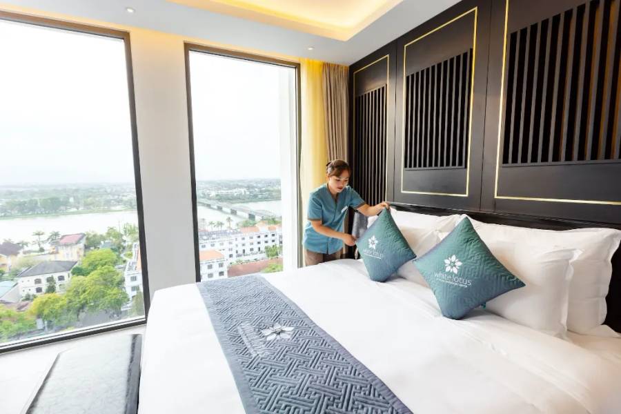 review khách sạn ở Huế