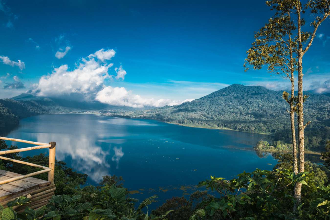 Buyan Lake - Bedugul Bali