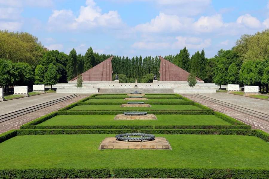 Công viên Treptower Park @shutterstock
