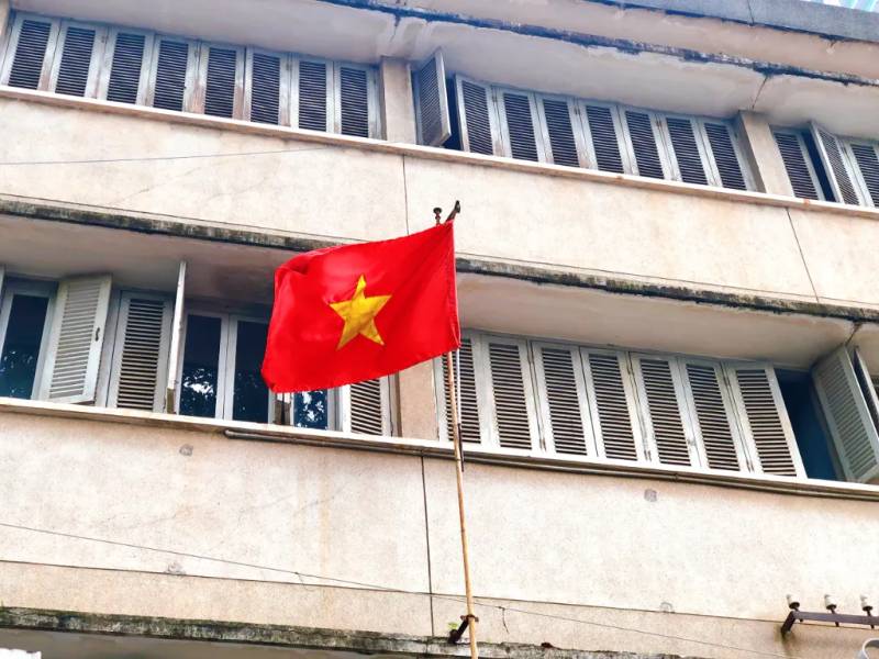 Phía bên ngoài của Bảo tàng Địa chất