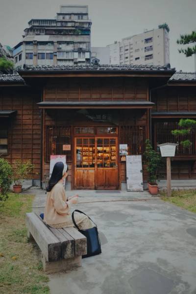 Quán trà Eighty Eightea mang nét truyền thống