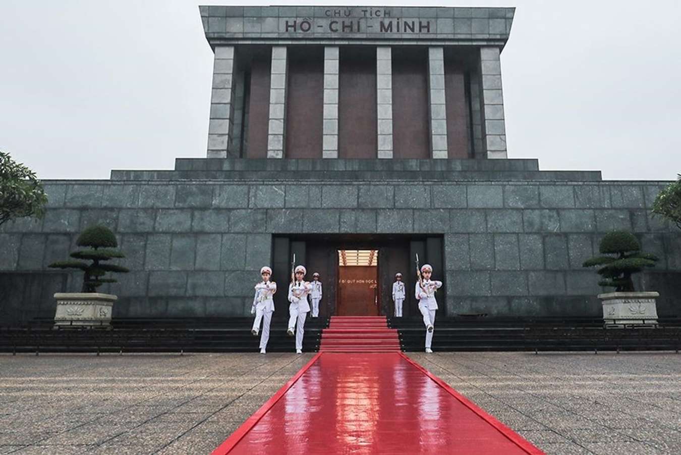 lăng Chủ tịch Hồ Chí Minh