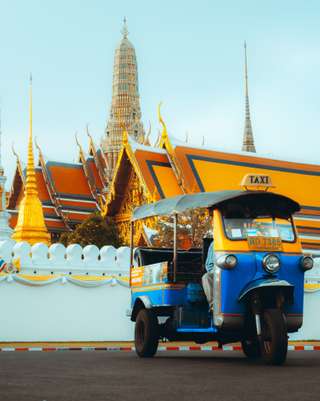 All You Need to Know Before Go to Bangkok, Mas Bellboy