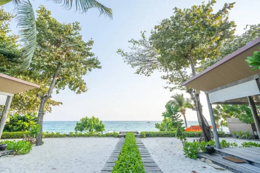 Beachfront Hotels in Koh Samet