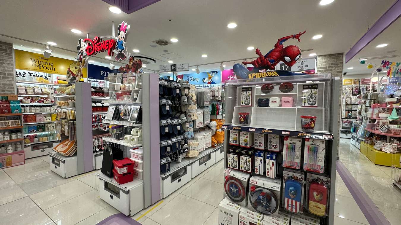 Daiso 12 tầng