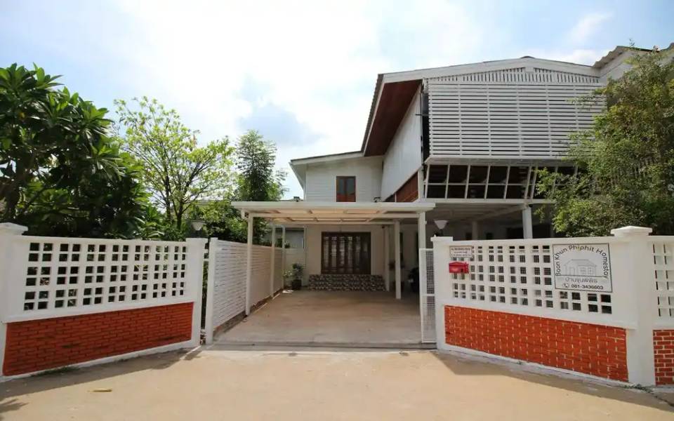 hotels in ayutthaya