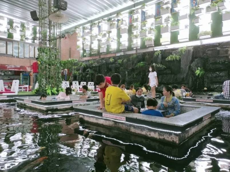 Vừa miền tây vừa Nhật Bản
