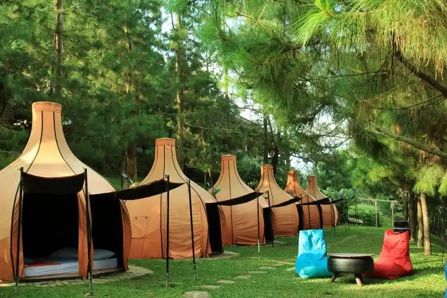 Glamping di Bandung untuk tahun baru