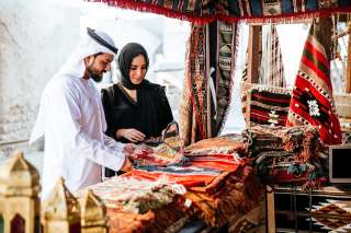 13 Oleh-Oleh Dubai yang Wajib Dibeli, dari Camilan sampai Suvenir Unik, Xperience Team