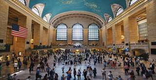 8 Best Hotels Near Grand Central Terminal, Easy Access and Close to the NYC, Traveloka Team
