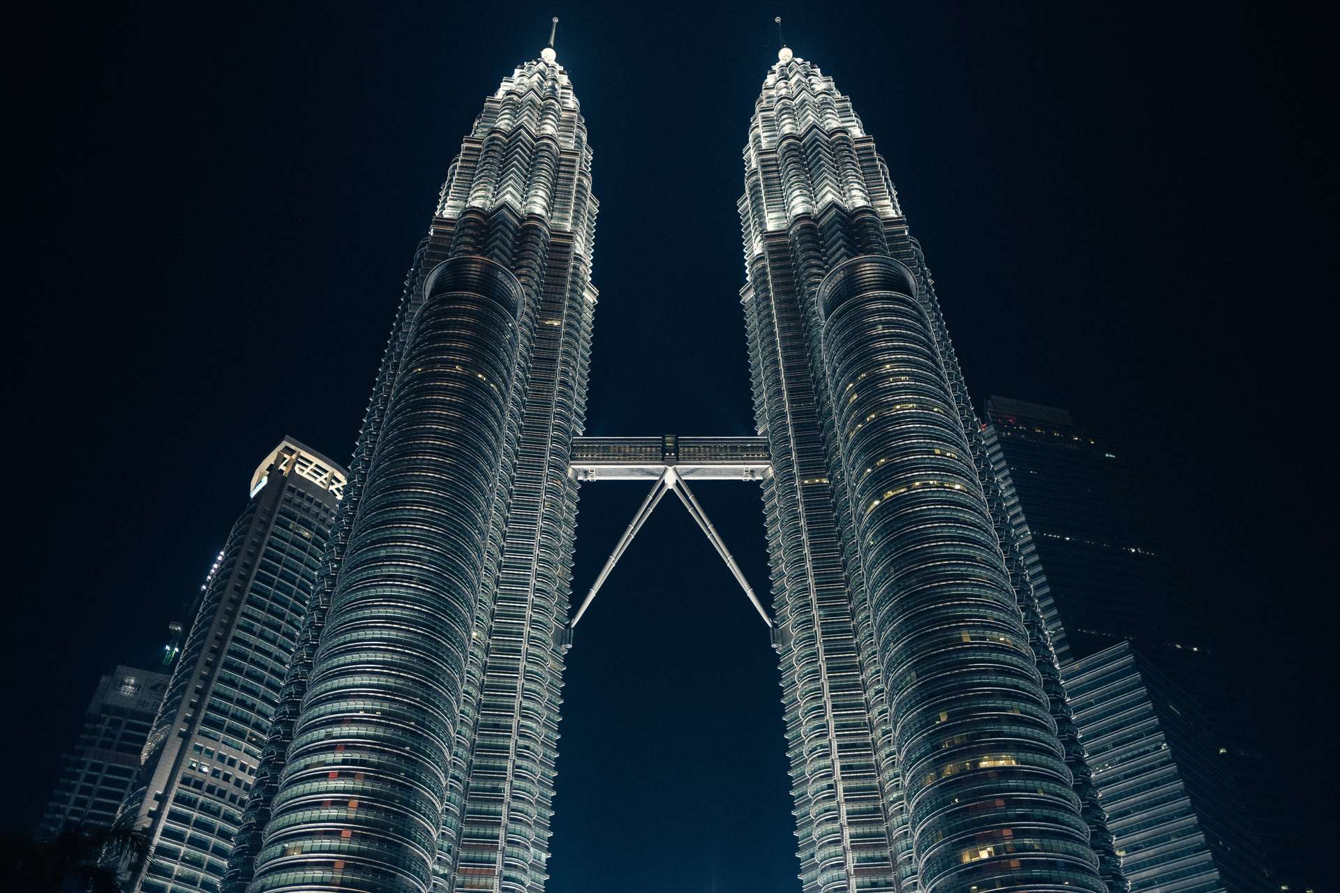 vlad-shapochnikov-uPJzWWhPcP4-unsplash.jpg