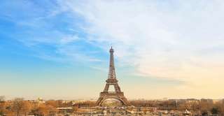 10 Must-Visit Hotels with Eiffel Tower View in Paris, Traveloka Team