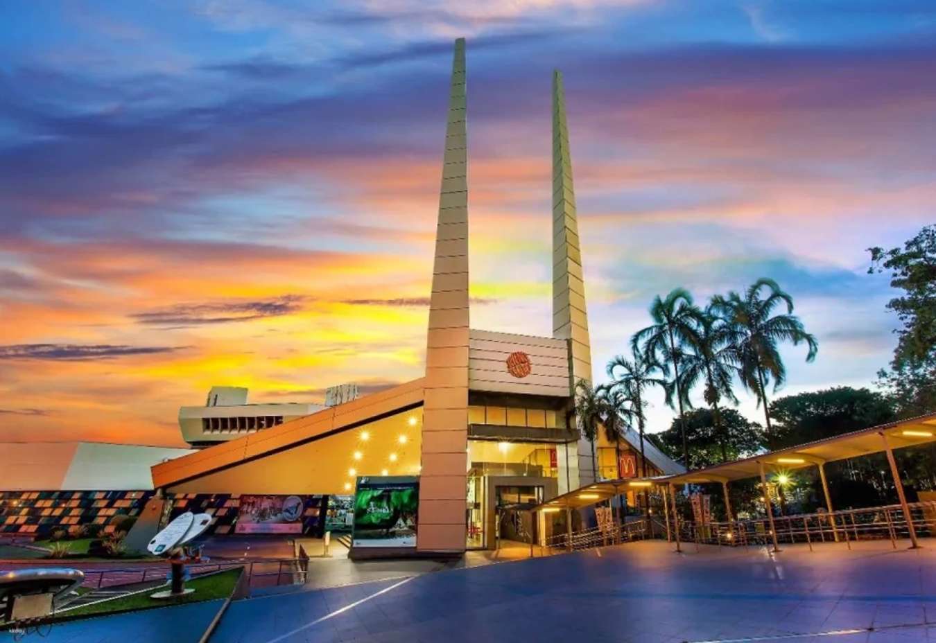 tourist places near singapore airport