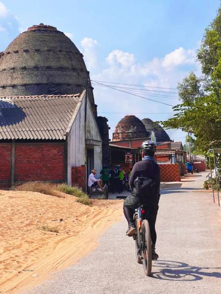 Đạp xe dọc theo vùng “ký ức di sản” tại Vĩnh Long.
