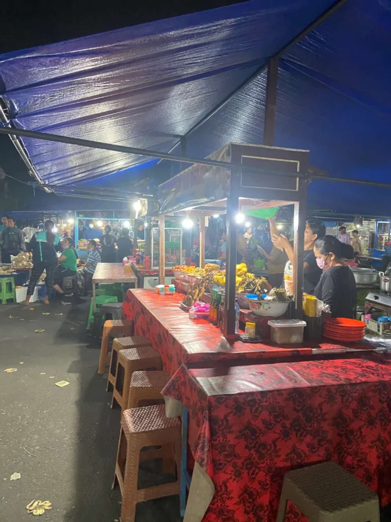 Quang cảnh chợ đêm Senggol