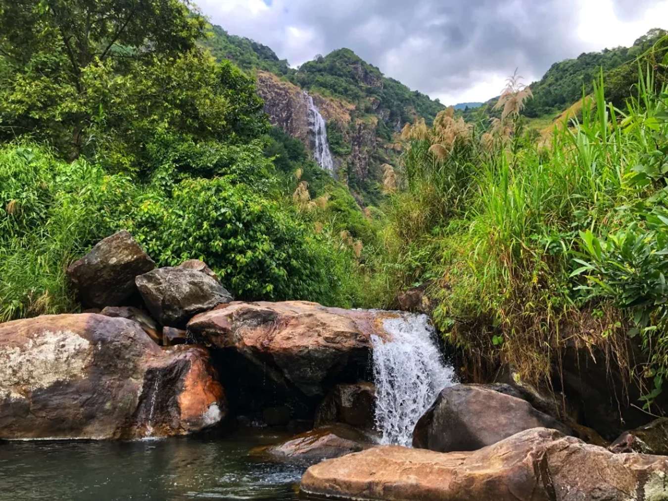 Tac Tinh Waterfall