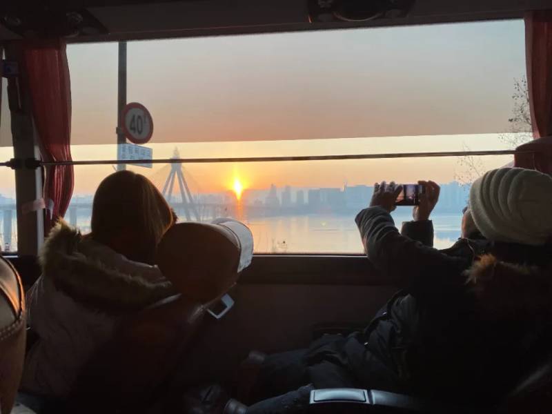 Khung cảnh trên xe bus