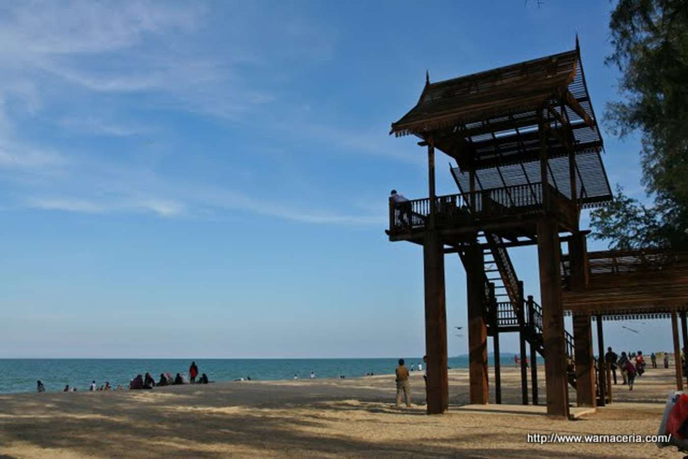 Pantai Batu Buruk