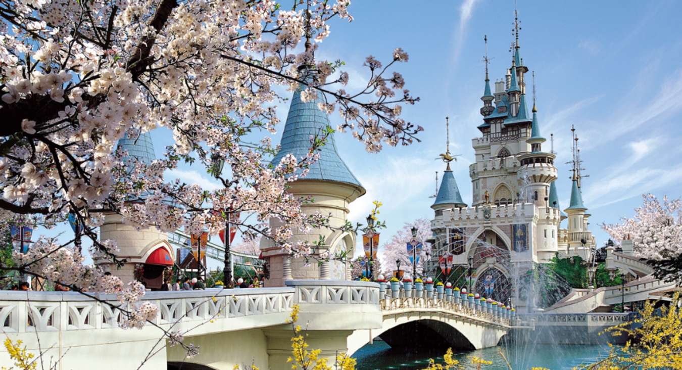 Lotte World Theme Park