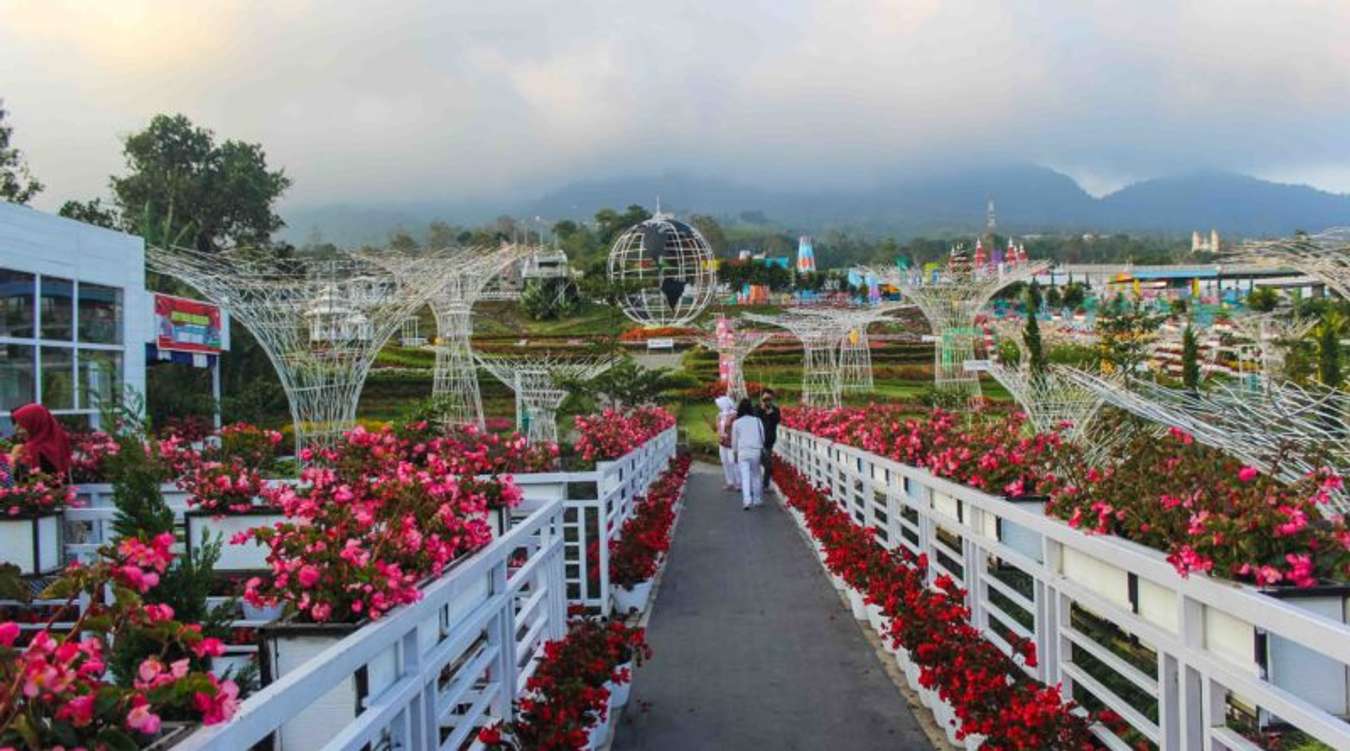 Taman Bunga di Semarang 