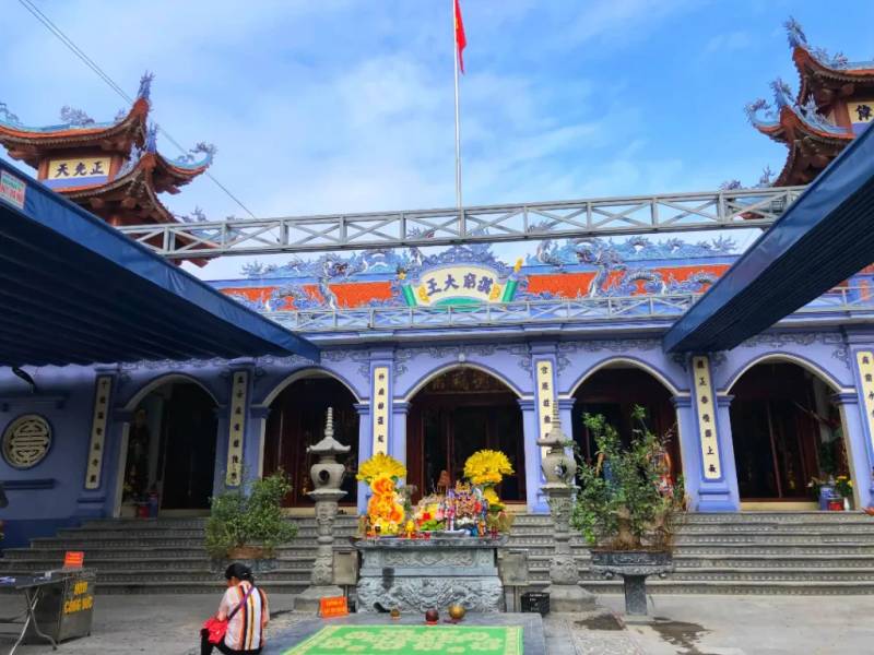Đền thờ chính của Đền Kỳ Cùng