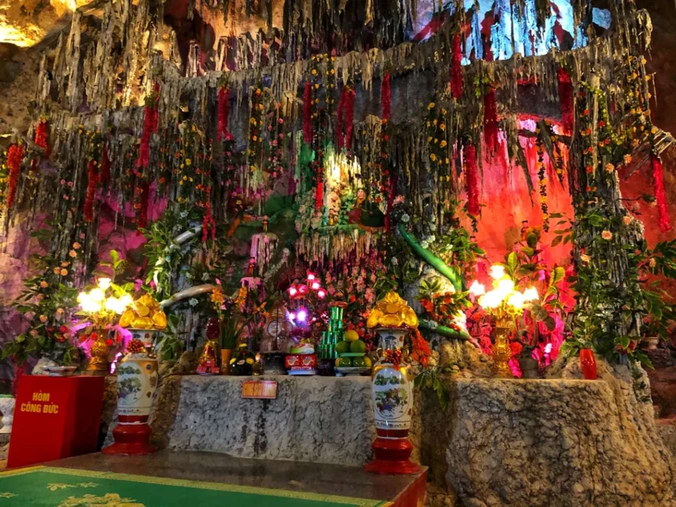 Tam Thanh cave