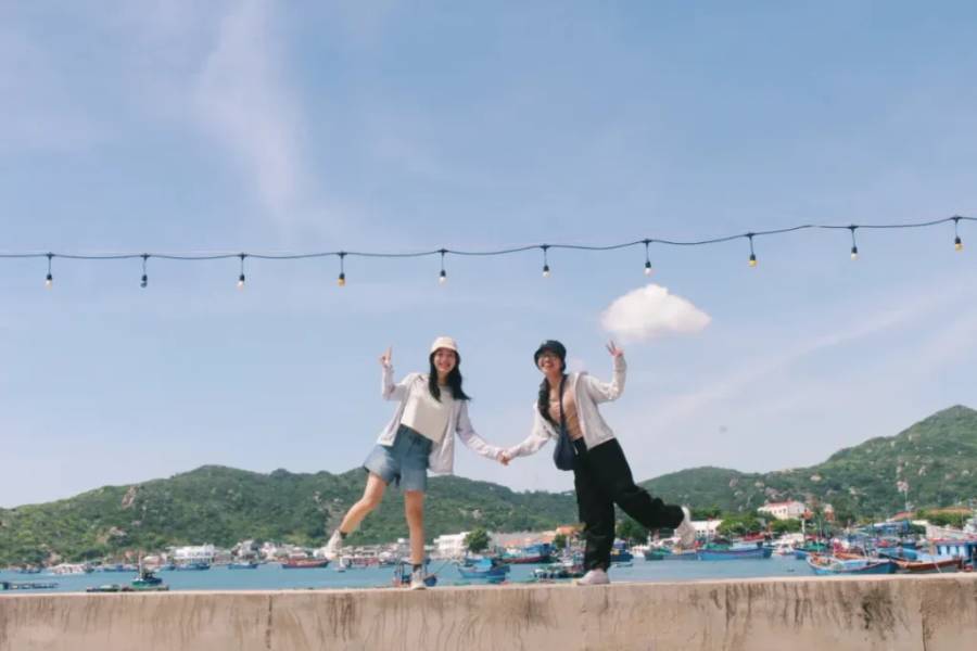 Du lịch Vĩnh Hy - Bình Hưng: cung đường biển đầy nắng và gió