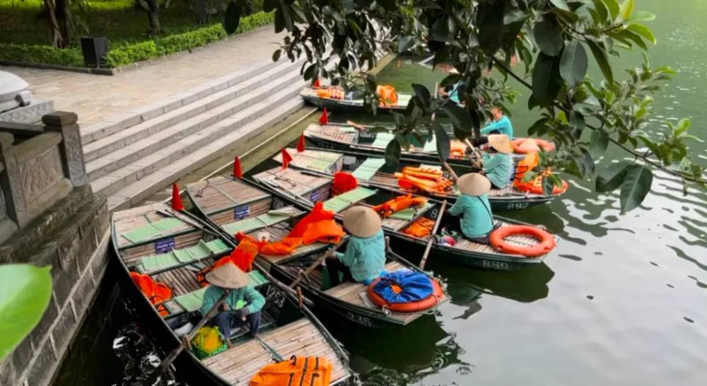 khám phá Tràng An