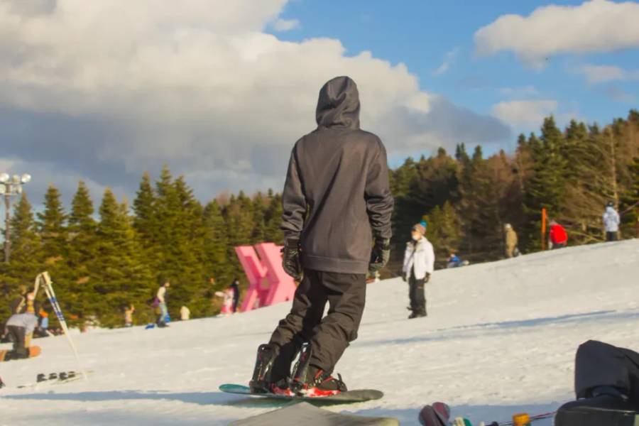 Trượt tuyết ở Fujiten Snow resort