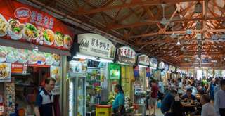 Singapore Local Snacks: The Complete Guide to Must-Try Hawker Food, Traveloka Team