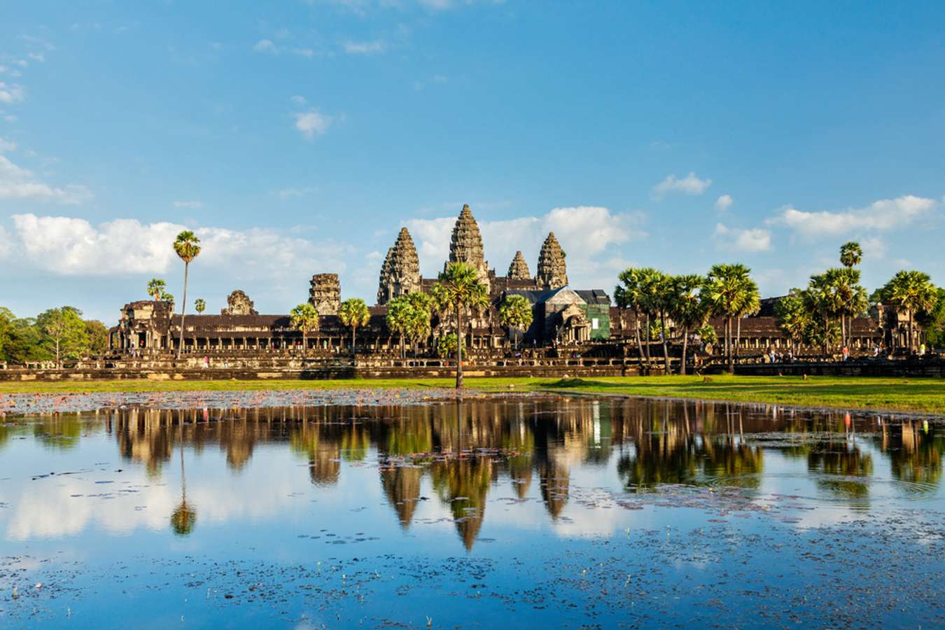 Vacation to Cambodia which is full of history and is visa free for Filipino citizens