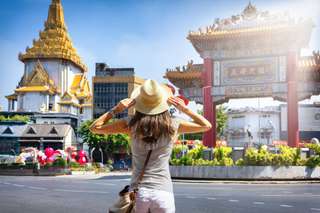 Fun Activities at Chinatown Bangkok, Traveloka MY