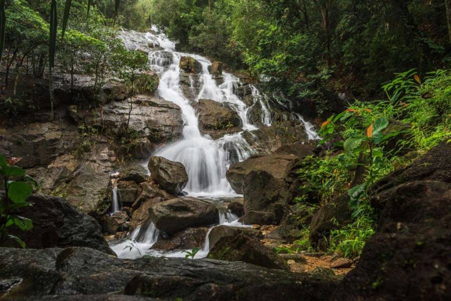 Ngao Waterfall National Park