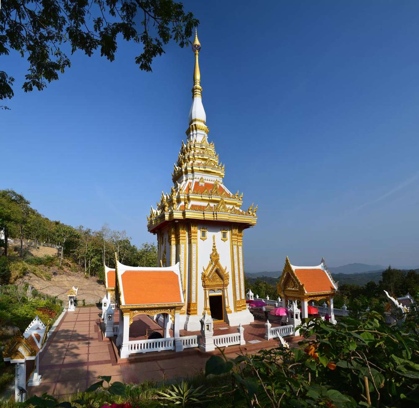 วัดพระพุทธบาทภูควายเงิน