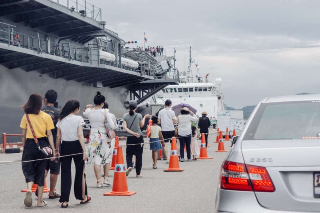 เรือหลวงจักรีนฤเบศสัตหีบ