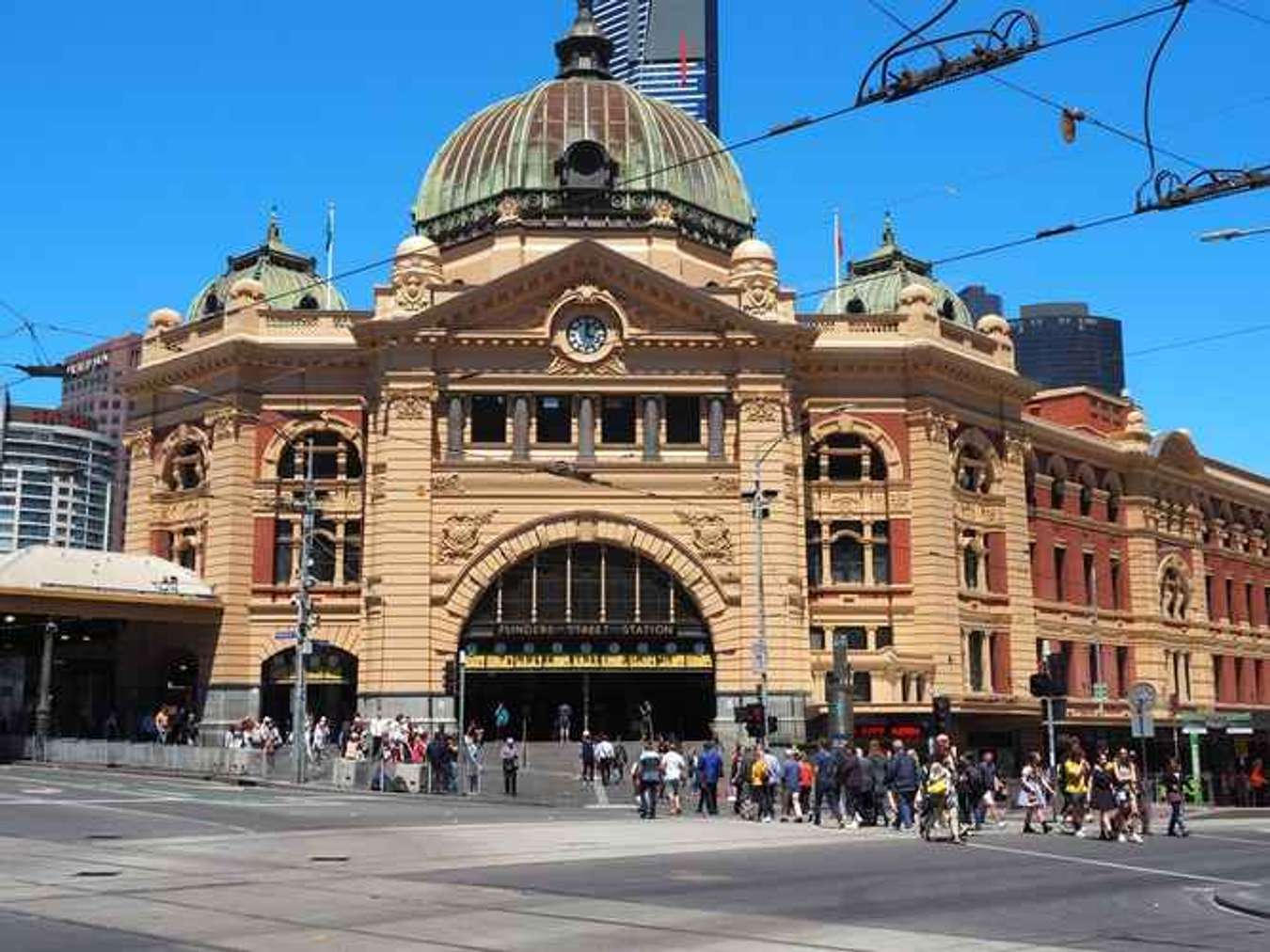 Flinders Street Railway Station