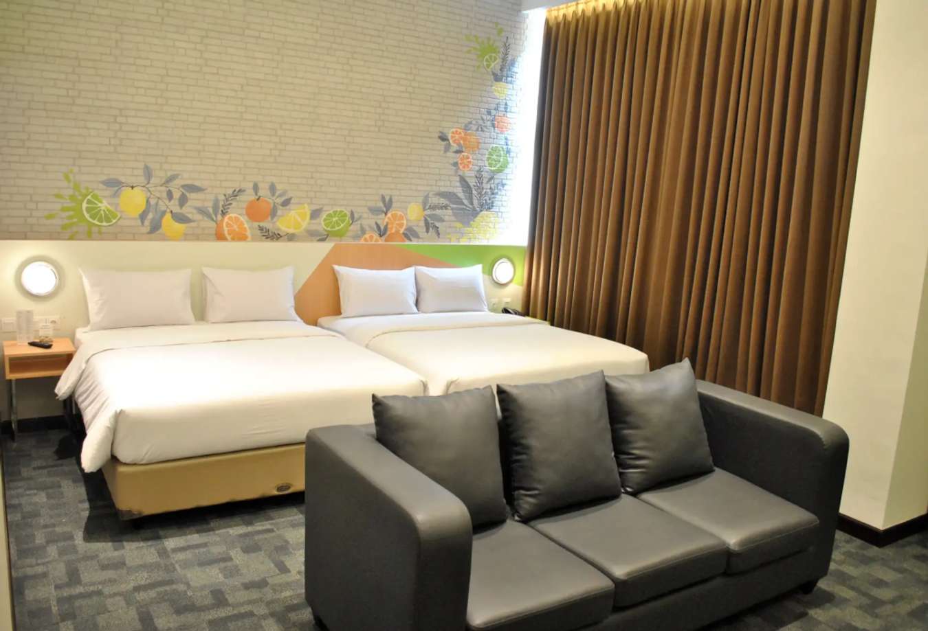 Zest Hotel Bandung Bedroom