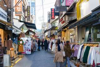 Best Cheap Shopping Stores in Seoul for Budget Shopaholic, Xperience Team