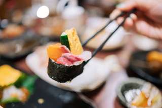 9 Rekomendasi Sushi Terdekat yang Enak di Tangerang, Travel Bestie
