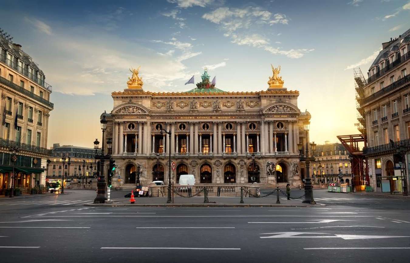 Palais Garnier คือ
